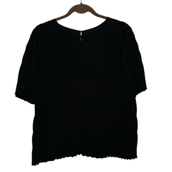 Express Blouse Top Women’s Large Black Accordion Pleat Semi Sheer Office Round - Picture 1 of 8